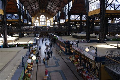 budapest shopping outlets